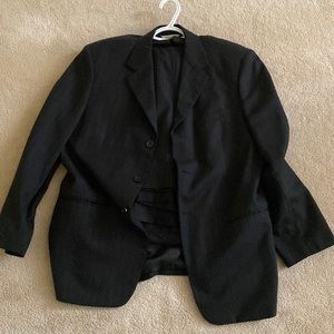 Brand new men’s suits with pants